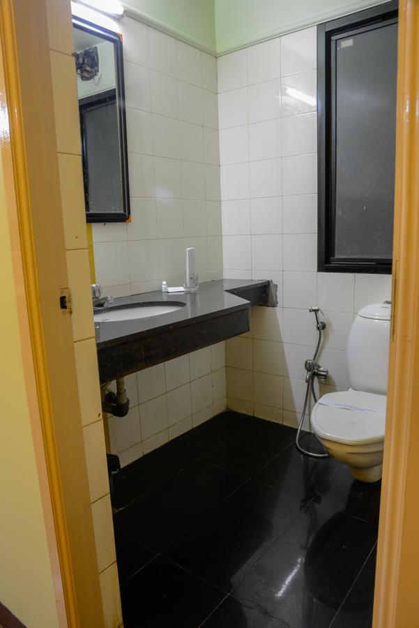 Oyo 14933 Rpr Residency Hotell Chennai Eksteriør bilde