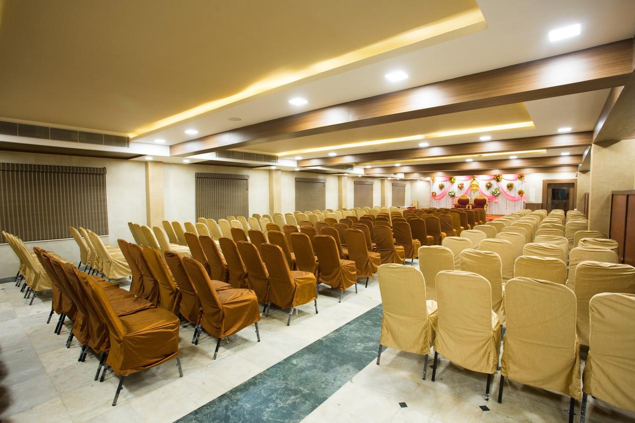 Oyo 14933 Rpr Residency Hotell Chennai Eksteriør bilde