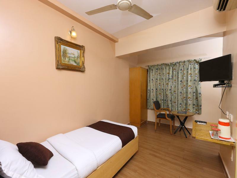 Oyo 14933 Rpr Residency Hotell Chennai Eksteriør bilde