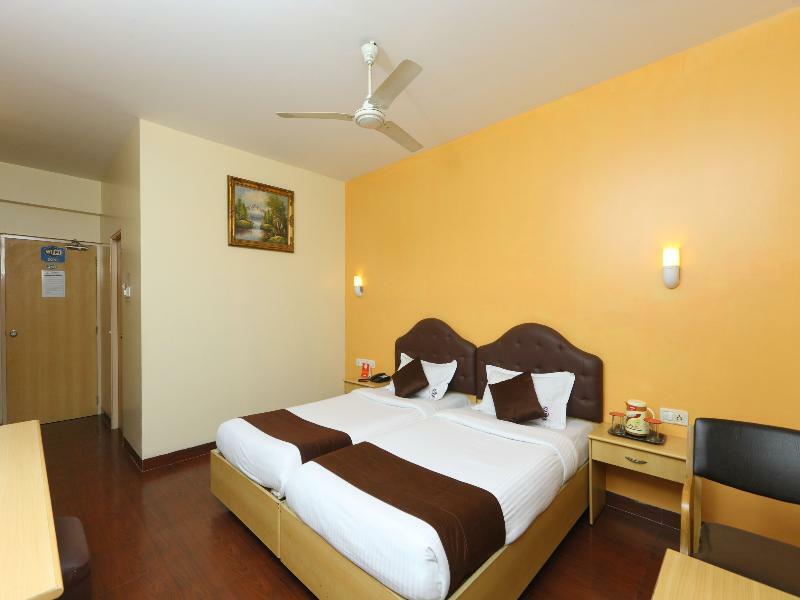 Oyo 14933 Rpr Residency Hotell Chennai Eksteriør bilde